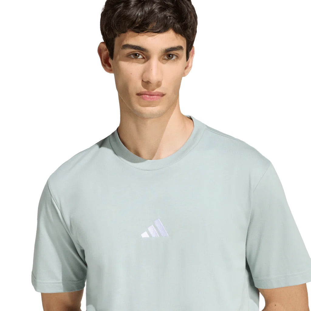 ADIDAS ESSENTIALS SMALL LOGO SINGLE JERSEY TEE WONDER SAGE MEN'S